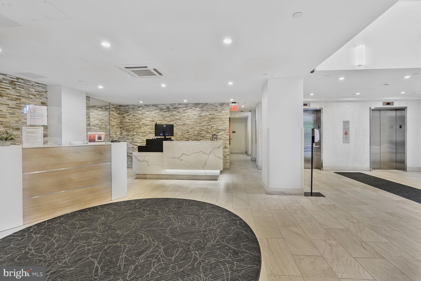 1301 North Courthouse Road, Unit 810 Arlington, VA 22201 - Photo 21 of 31 Lobby