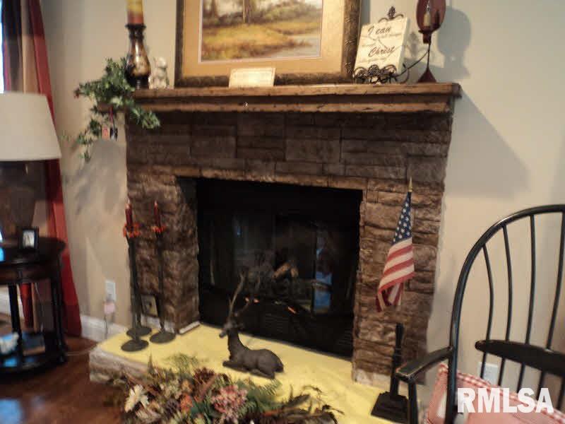 1000 Sally Holler Road Harrisburg, IL 62946 - Photo 5 of 19 Gallery Image 5