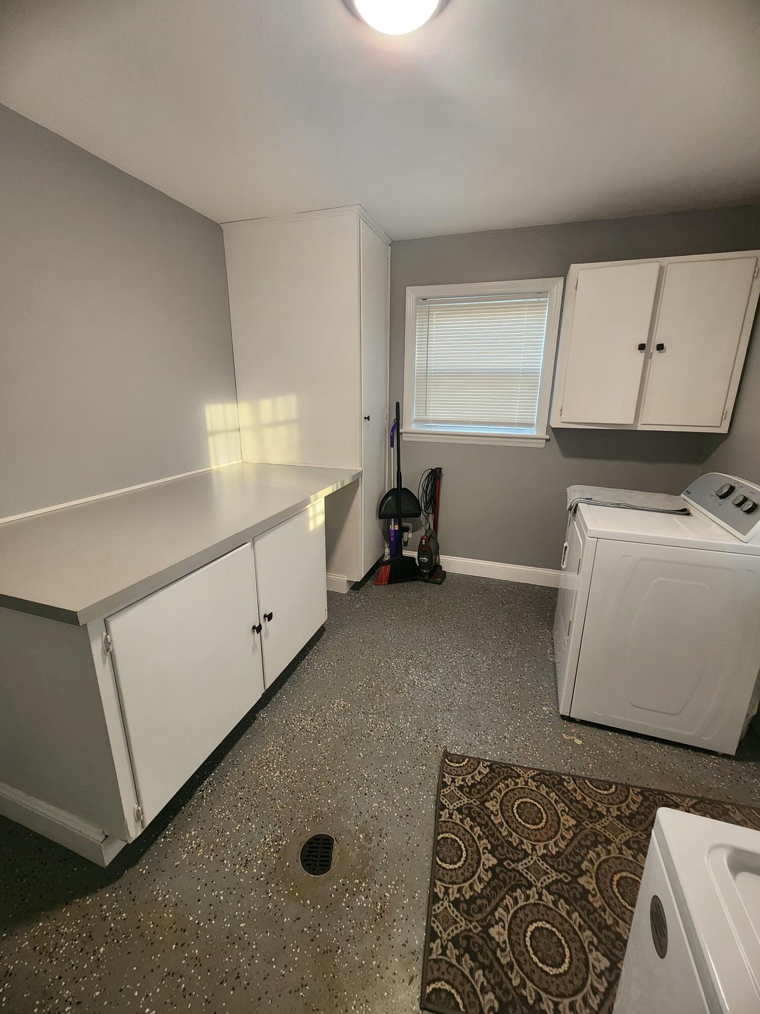 2458 Bermuda Road Northwest Roanoke, VA 24017 - Photo 23 of 26 20260323_184842