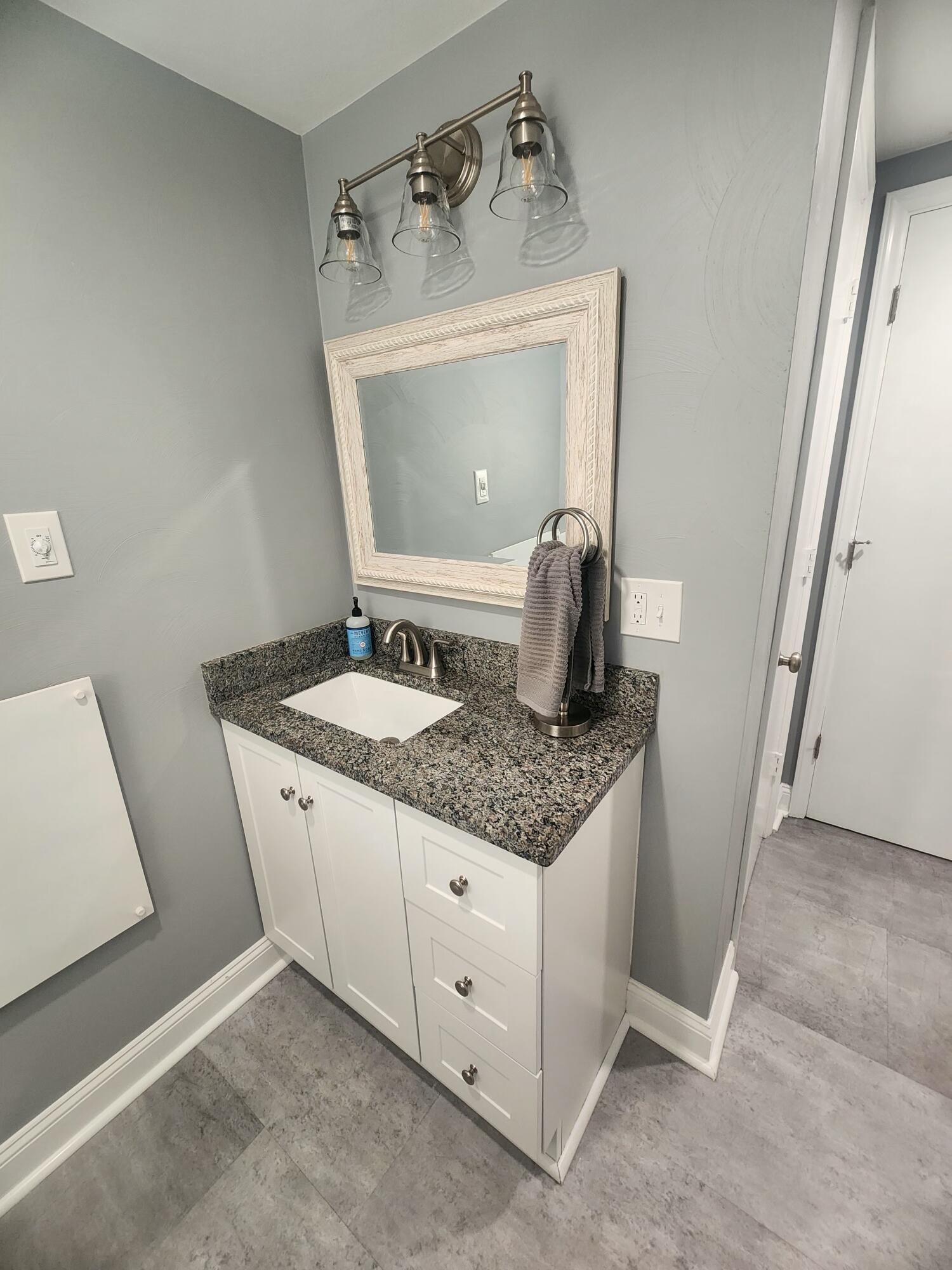 2458 Bermuda Road Northwest Roanoke, VA 24017 - Photo 8 of 26 20260323_184926