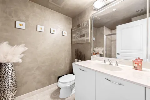 $825,000 | 350 Southeast 2nd Street, Unit 1870, Fort Lauderdale, FL 33301