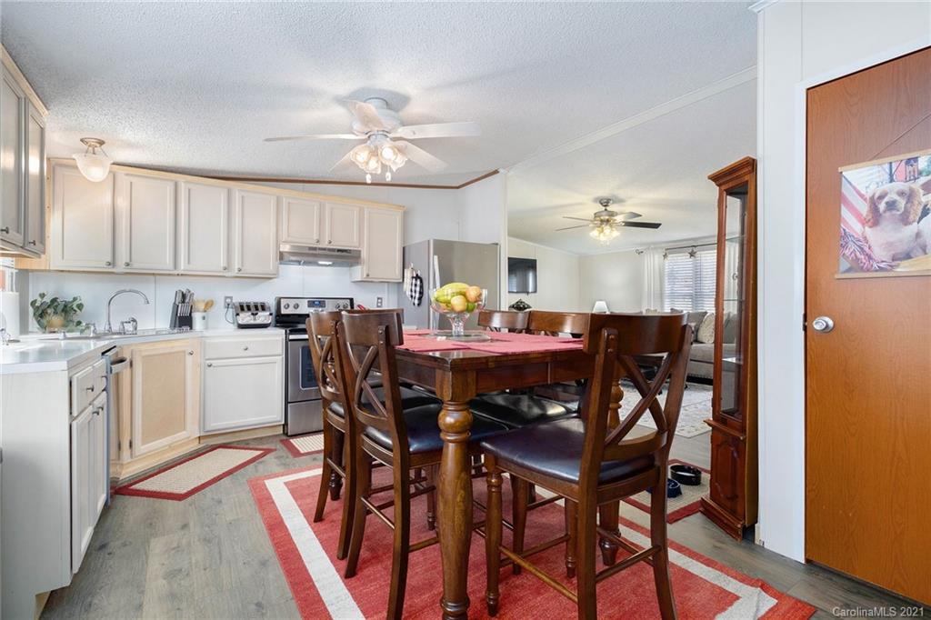 104 Riding Road Mount Holly, NC 28120 - Photo 11 of 29 Gallery Image 11