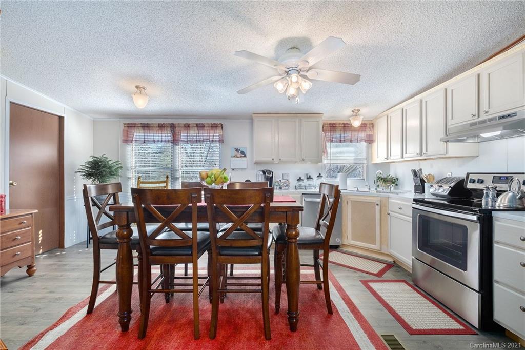 104 Riding Road Mount Holly, NC 28120 - Photo 13 of 29 Gallery Image 13
