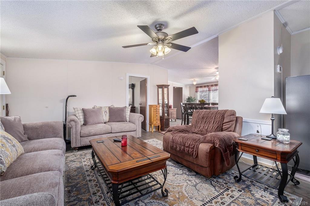 104 Riding Road Mount Holly, NC 28120 - Photo 9 of 29 Gallery Image 9