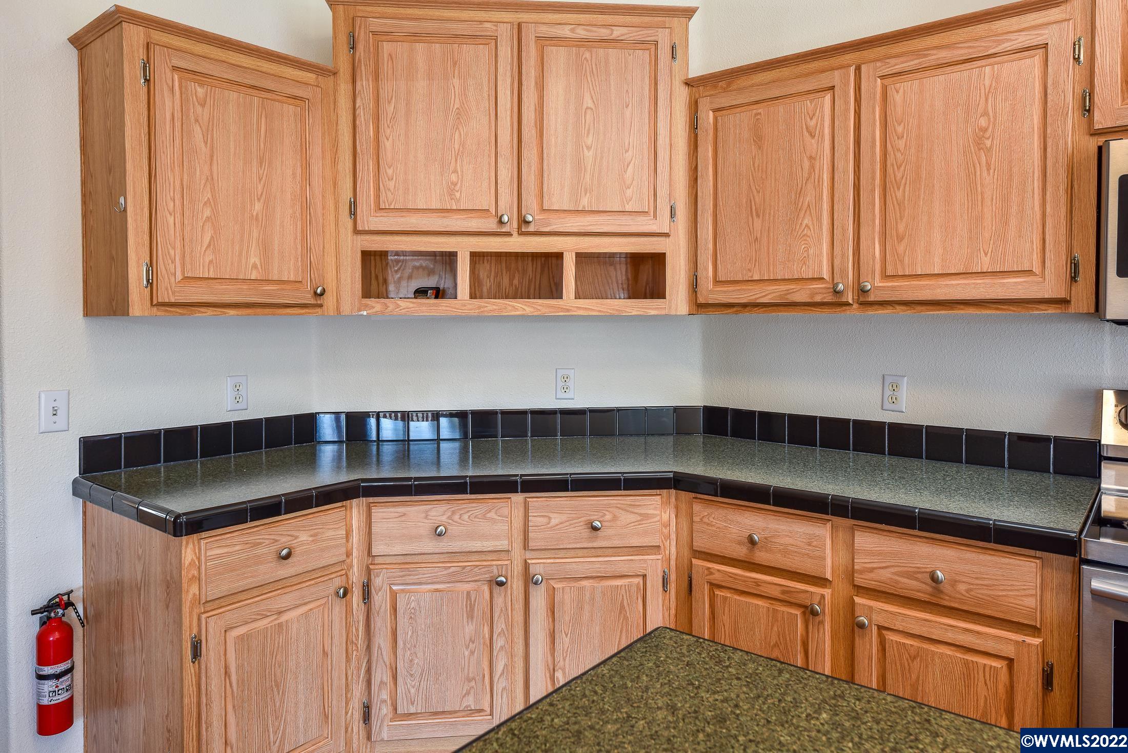 1354 Clark Mill Road Sweet Home, OR 97386 - Photo 8 of 36 Gallery Image 8