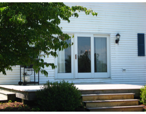 190 Hockanum Road Hadley, MA 01035 - Photo 4 of 17 Gallery Image 4