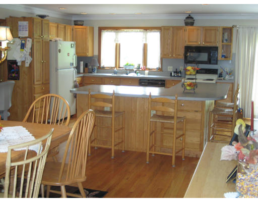190 Hockanum Road Hadley, MA 01035 - Photo 8 of 17 Gallery Image 8