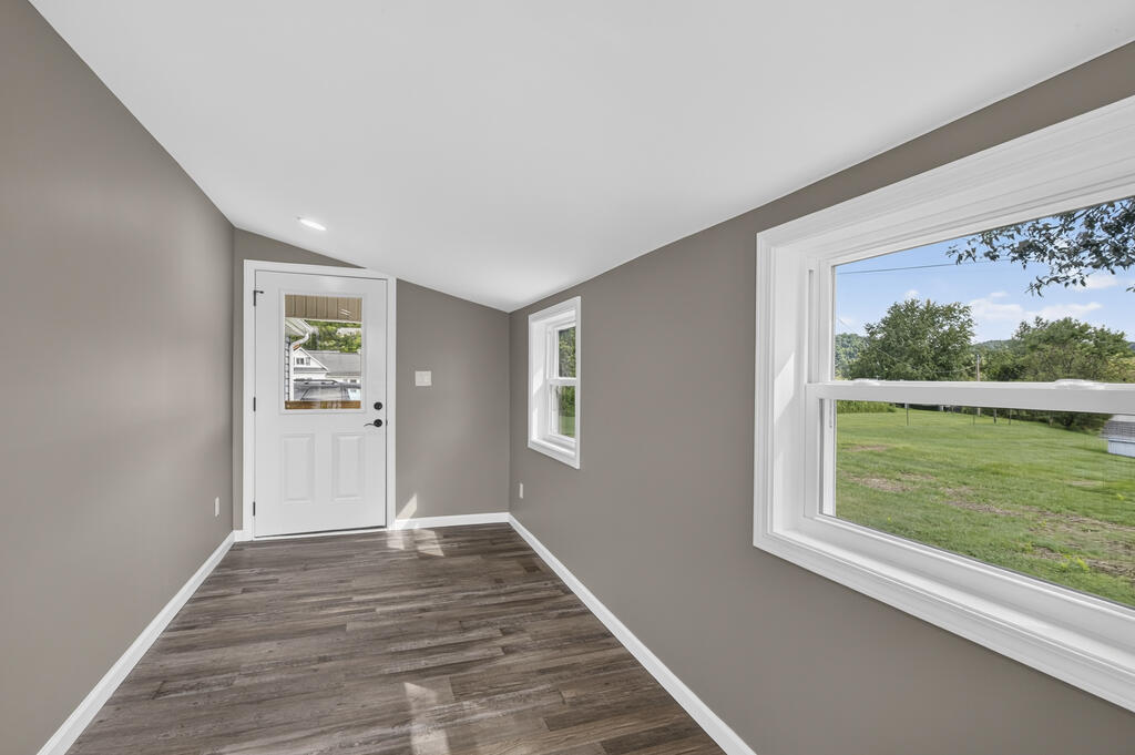 12719 Lindell Road Meadowview, VA 24361 - Photo 19 of 52 Gallery Image 19