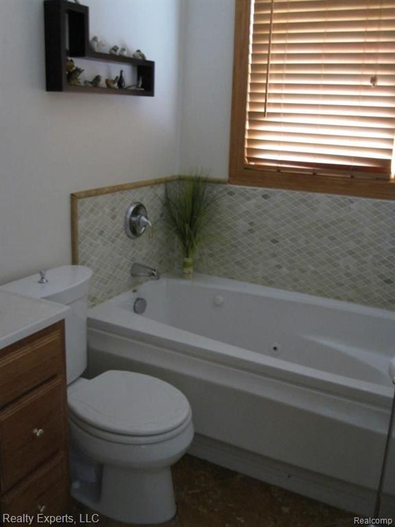 13760 Hoeft Road Belleville, MI 48111 - Photo 27 of 36 Gallery Image 27