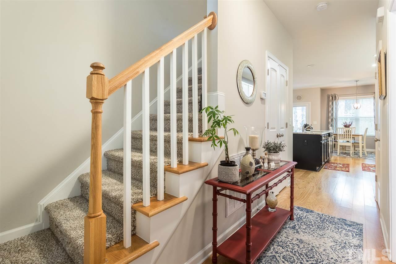 4810 Landover Bluff Way Raleigh, NC 27616 - Photo 5 of 26 Gallery Image 5