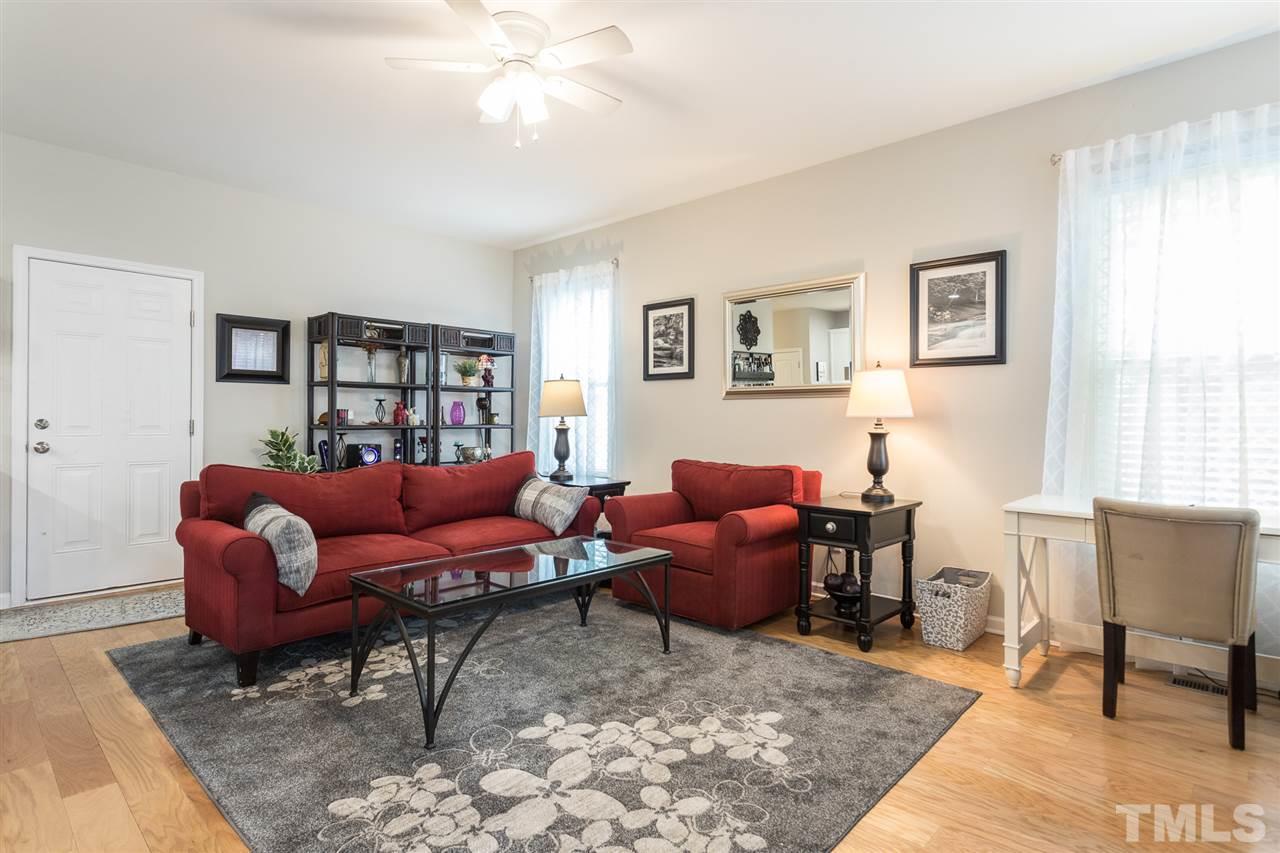 4810 Landover Bluff Way Raleigh, NC 27616 - Photo 7 of 26 Gallery Image 7