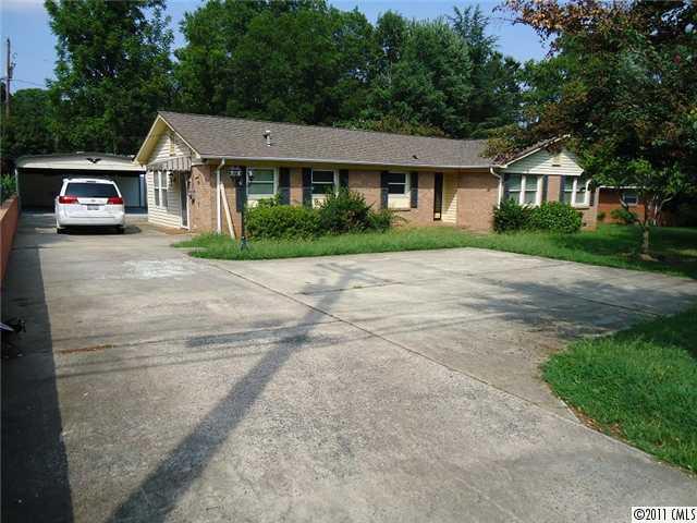 8621 Idlewild Road Charlotte, NC 28227 - Photo 16 of 16 Gallery Image 16