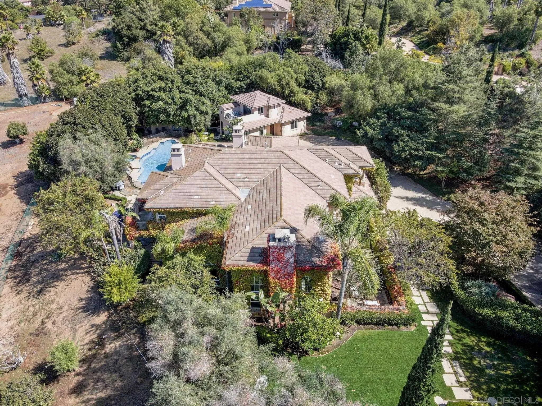 30431 Villa Toscana Road Bonsall, CA 92003 - Photo 54 of 56 Gallery Image 54