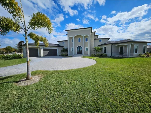 $1,932,500 | 4014 Jacaranda Parkway West, Cape Coral, FL 33993