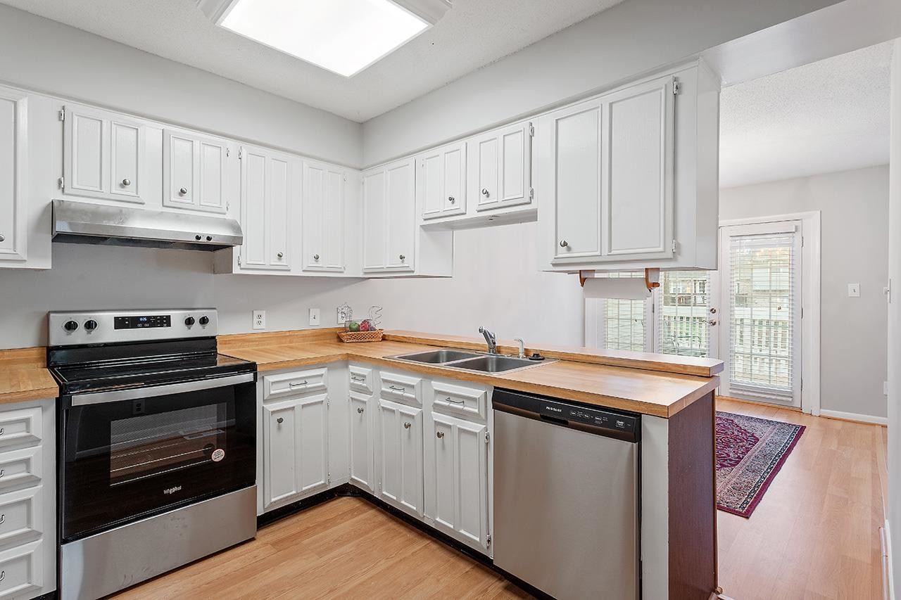 700 Green Ridge Drive Raleigh, NC 27609 - Photo 3 of 33 Photo 3