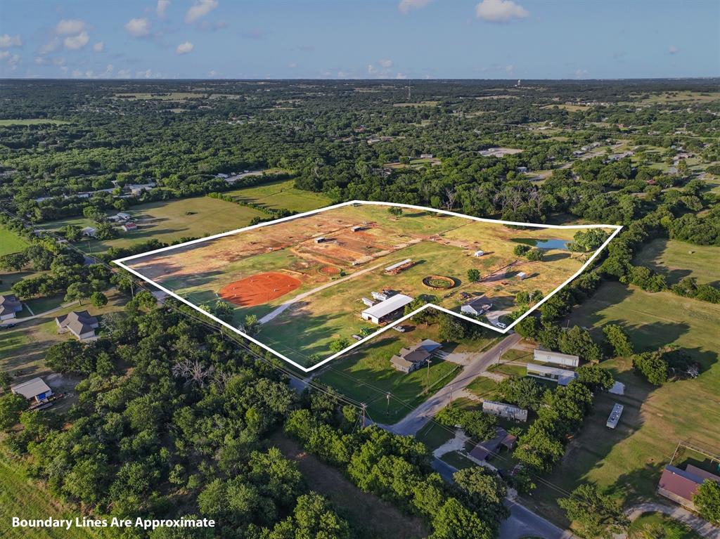 711 County Road 701 Cleburne, TX 76031 - Photo 22 of 37