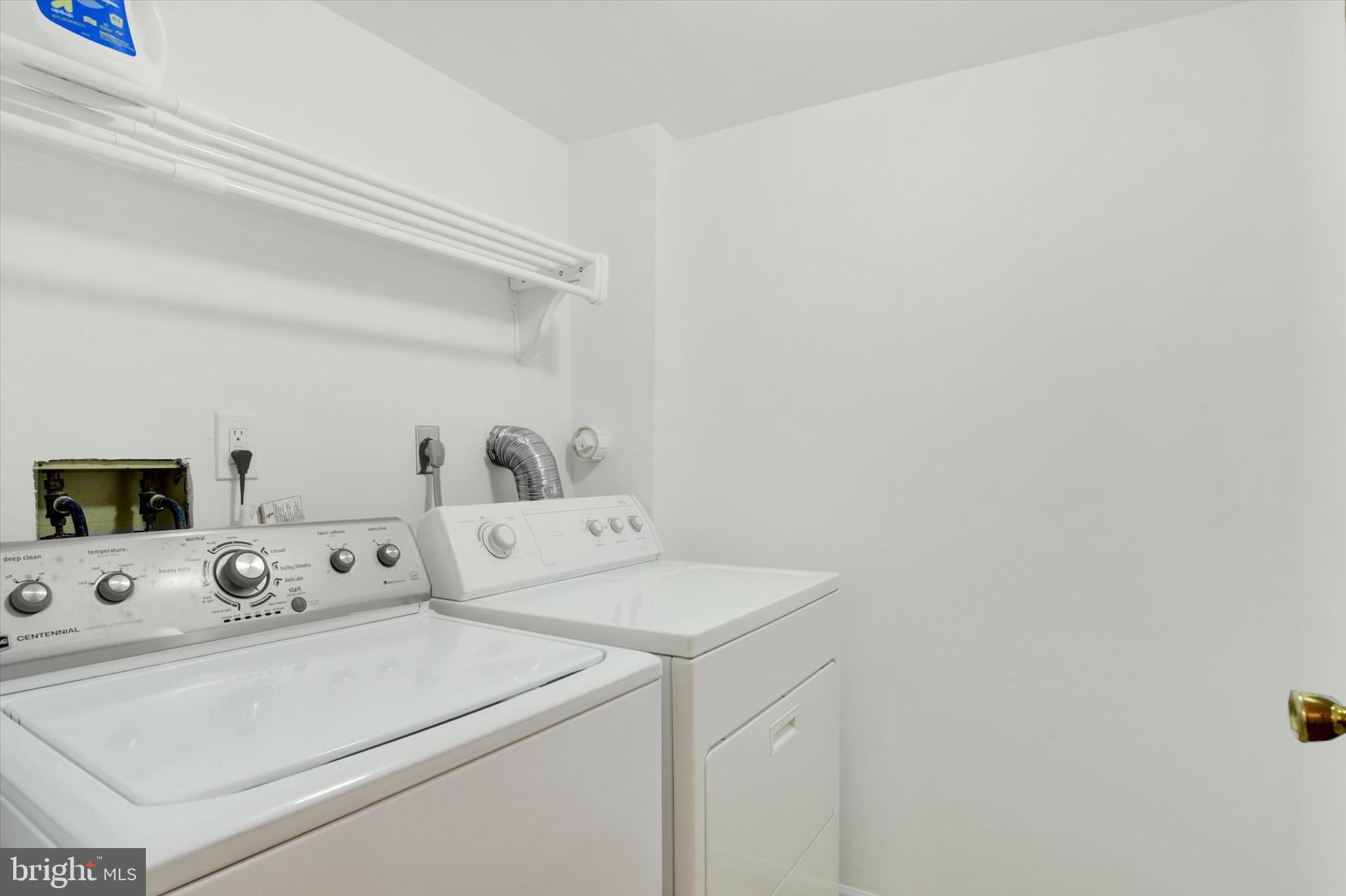 5422 Pond Road Harrisburg, PA 17111 - Photo 13 of 28