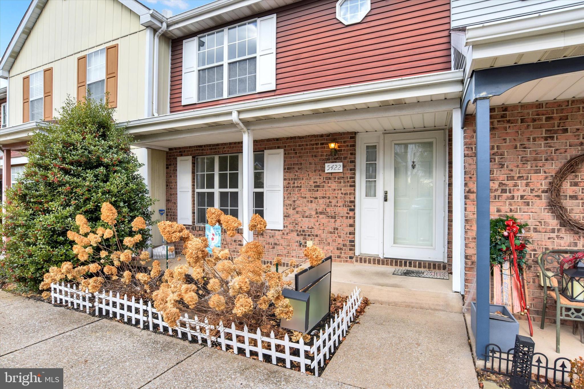 5422 Pond Road Harrisburg, PA 17111 - Photo 2 of 28