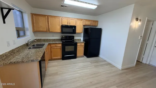 $1,600 | 41716 West Sunland Drive, Maricopa, AZ 85138