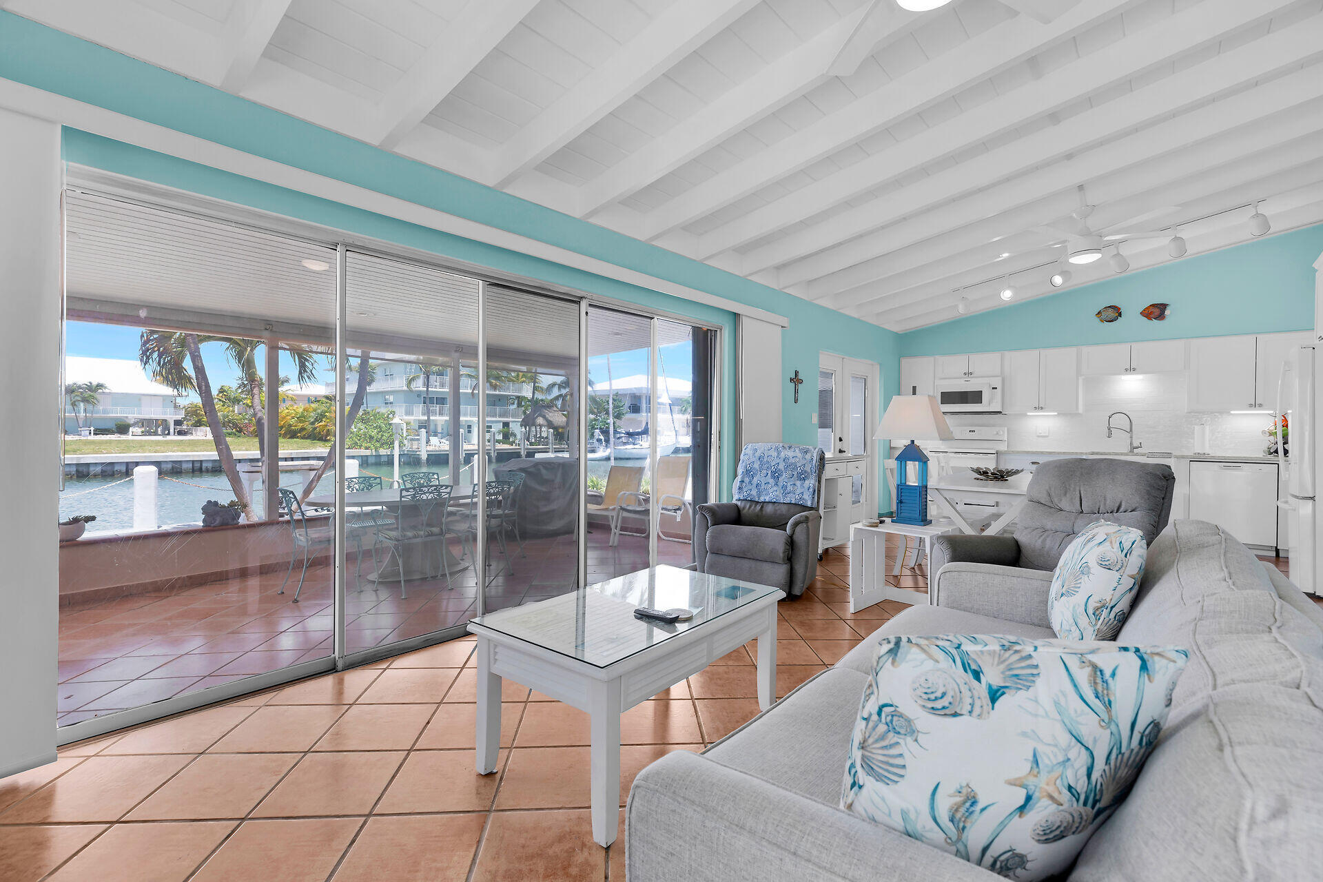 741 9th Street Key Colony Beach, FL 33051 - Photo 7 of 39 virtual-tour-363961-mls-high-res-image-7