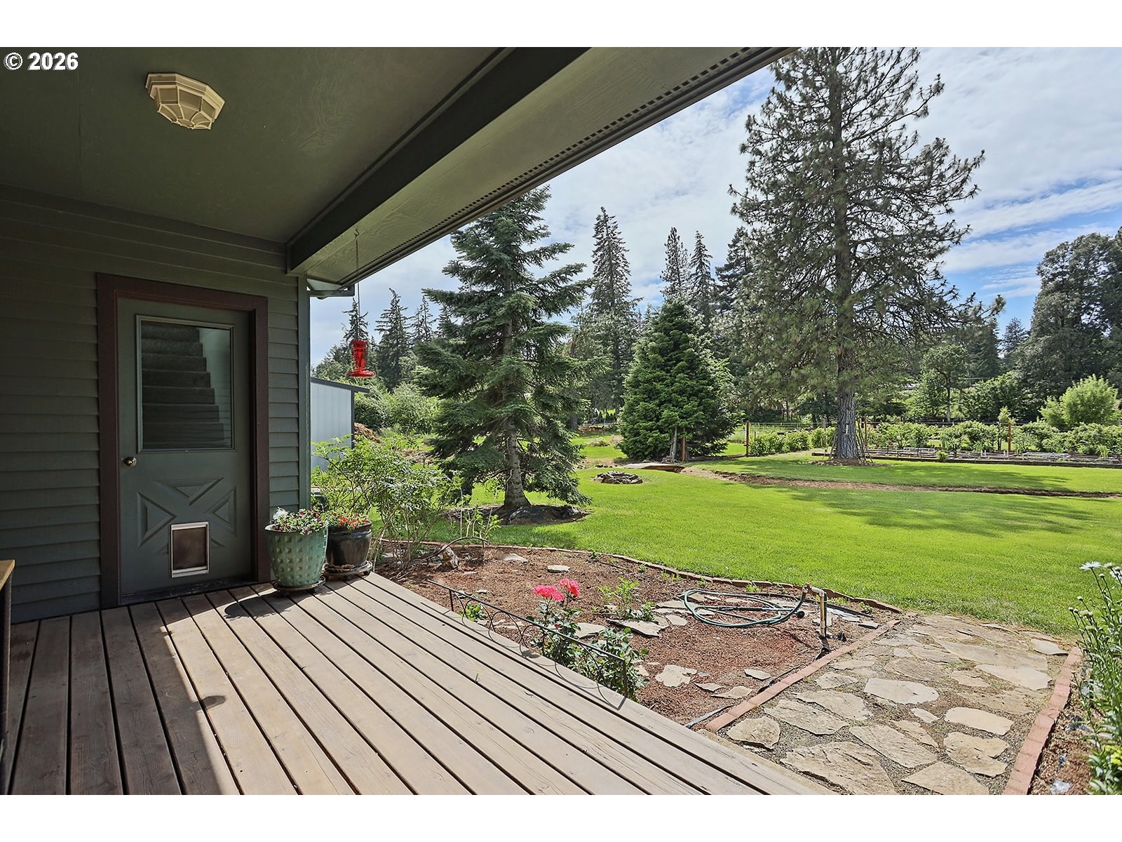 1400 Rockford Road Hood River, OR 97031 - Photo 34 of 47