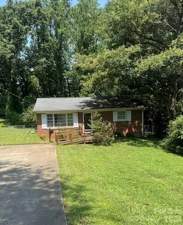 $130,000 | 411 Holly Hills Road, Dallas, NC 28034