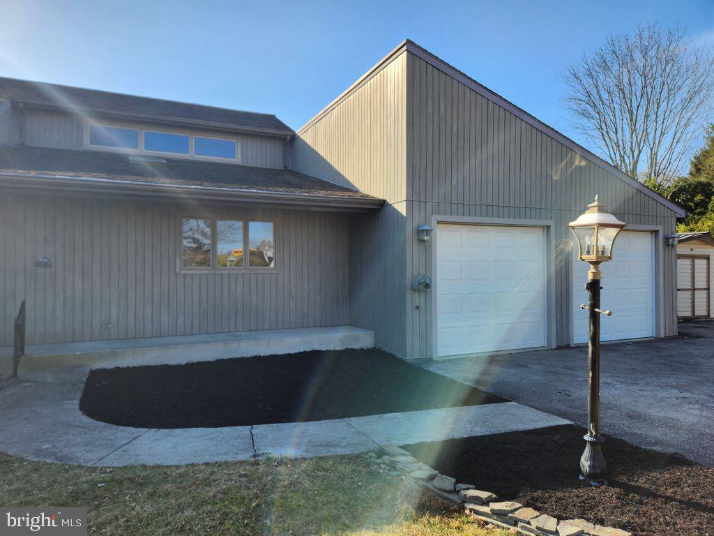 5138 Grandview Road Hanover, PA 17331 - Photo 2 of 37