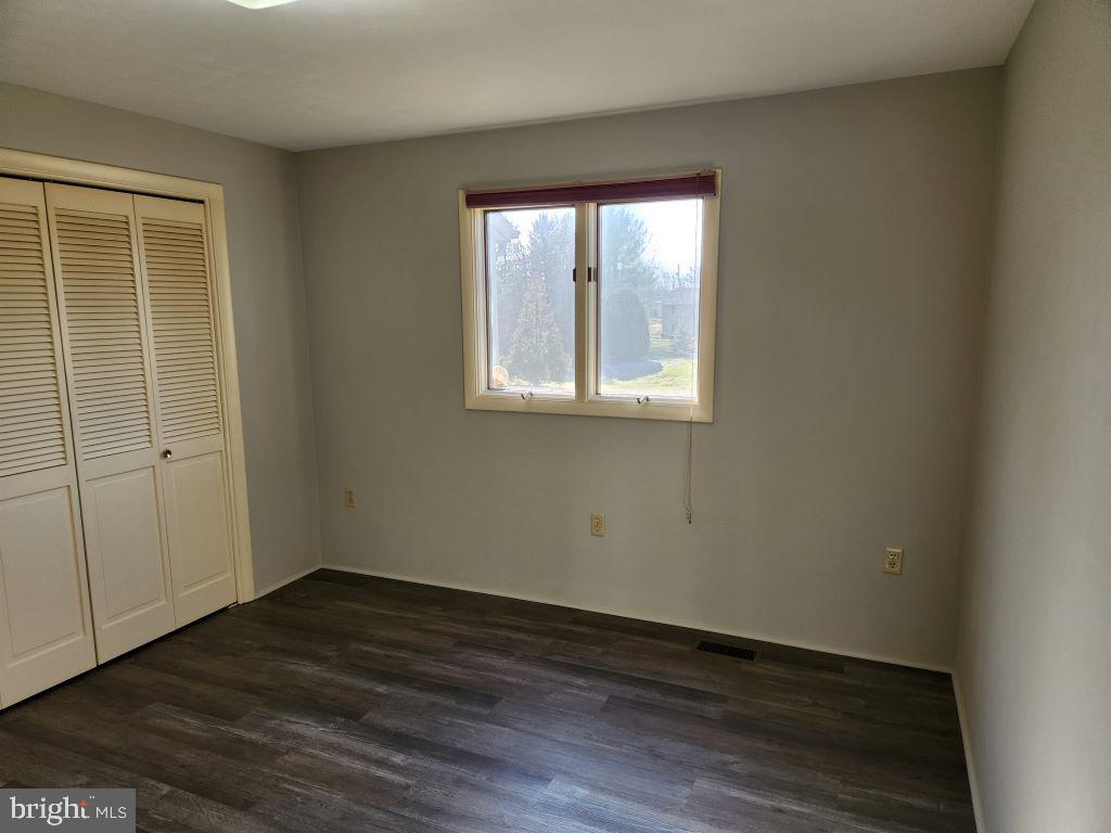 5138 Grandview Road Hanover, PA 17331 - Photo 23 of 37