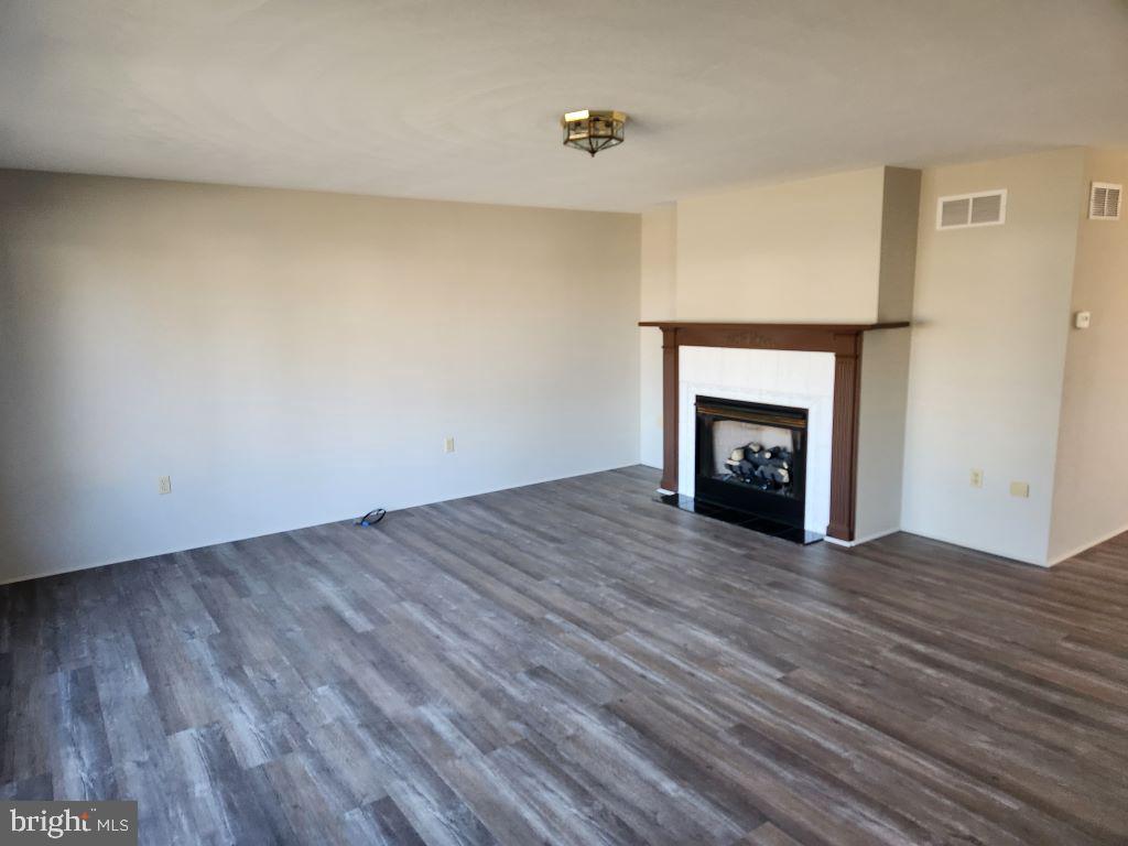5138 Grandview Road Hanover, PA 17331 - Photo 4 of 37