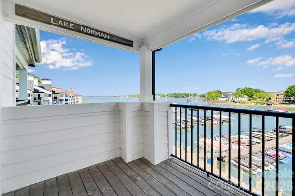 $458,000 | 18755 Vineyard Point Lane, Cornelius, NC 28031
