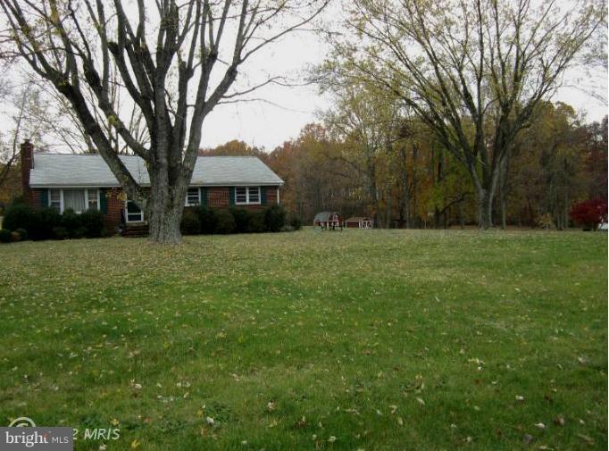 51 Holly Corner Road Fredericksburg, VA 22406 - Photo 3 of 5 Exterior (Front)
