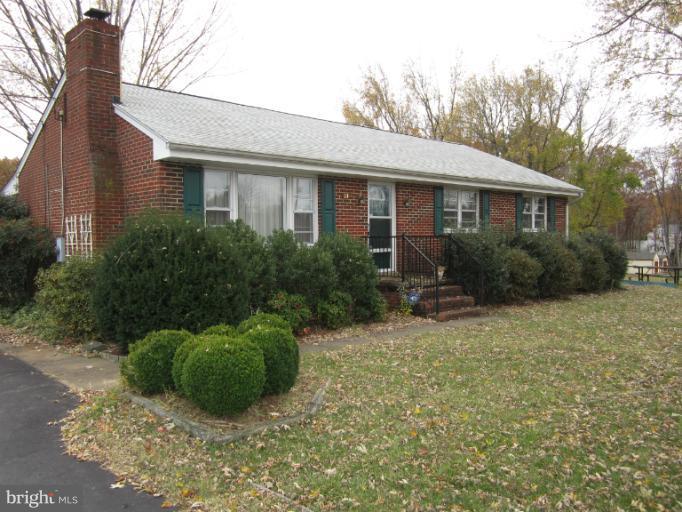 51 Holly Corner Road Fredericksburg, VA 22406 - Photo 4 of 5 Exterior (Front)