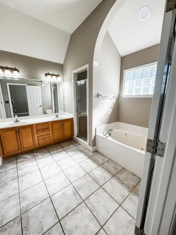 $2,600 | 9301 Breakstone Cove, Collierville, TN 38017