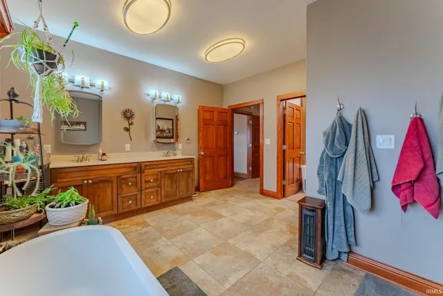 $545,000 | 5132 North 600 West, Wabash, IN 46992