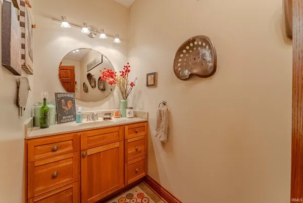 $530,000 | 5132 North 600 West, Wabash, IN 46992