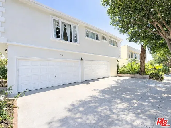 a backyard of a house