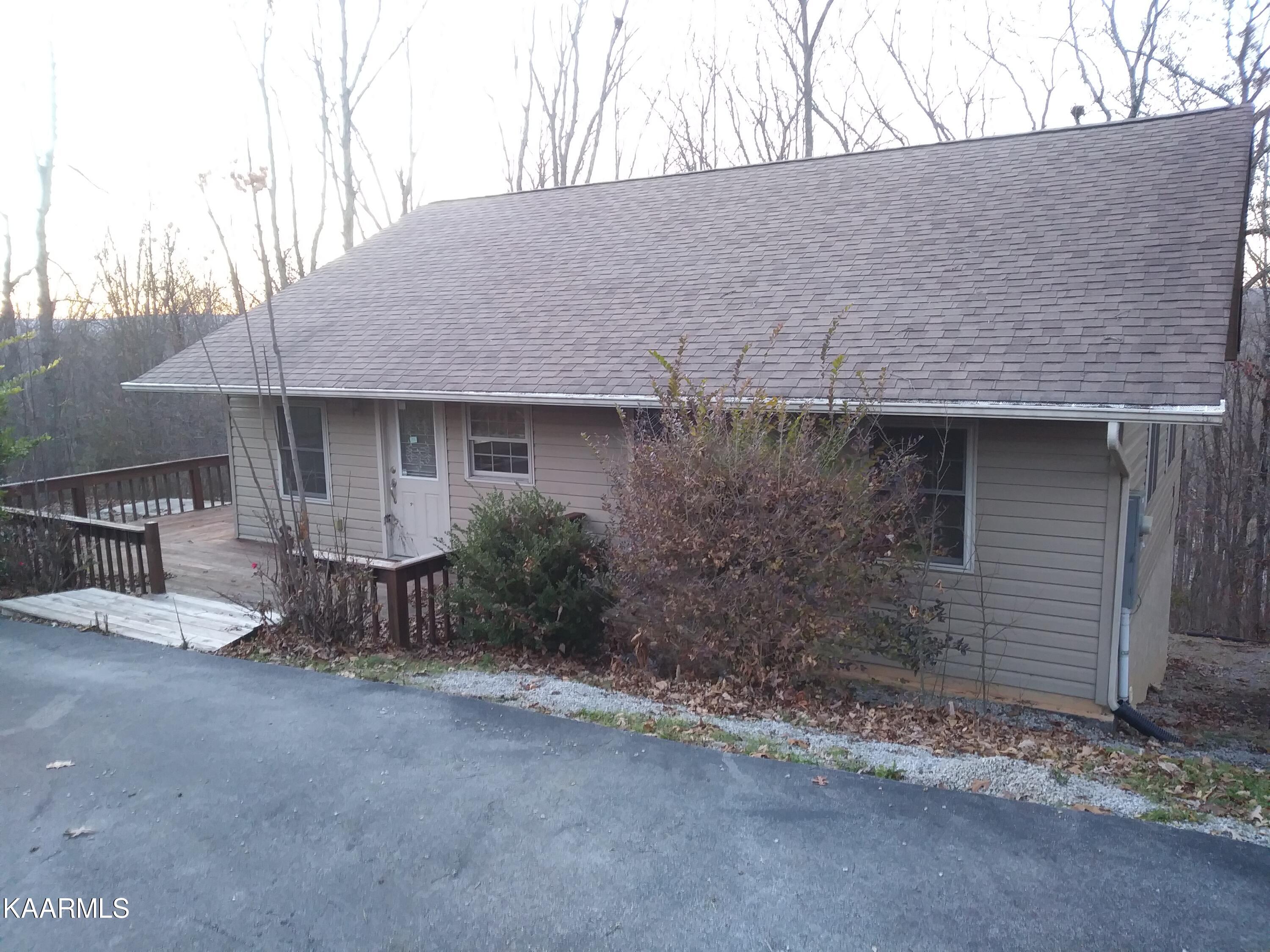 338 Lakewood Village Road Spring City, TN 37381 - Photo 14 of 16 20211223_172936