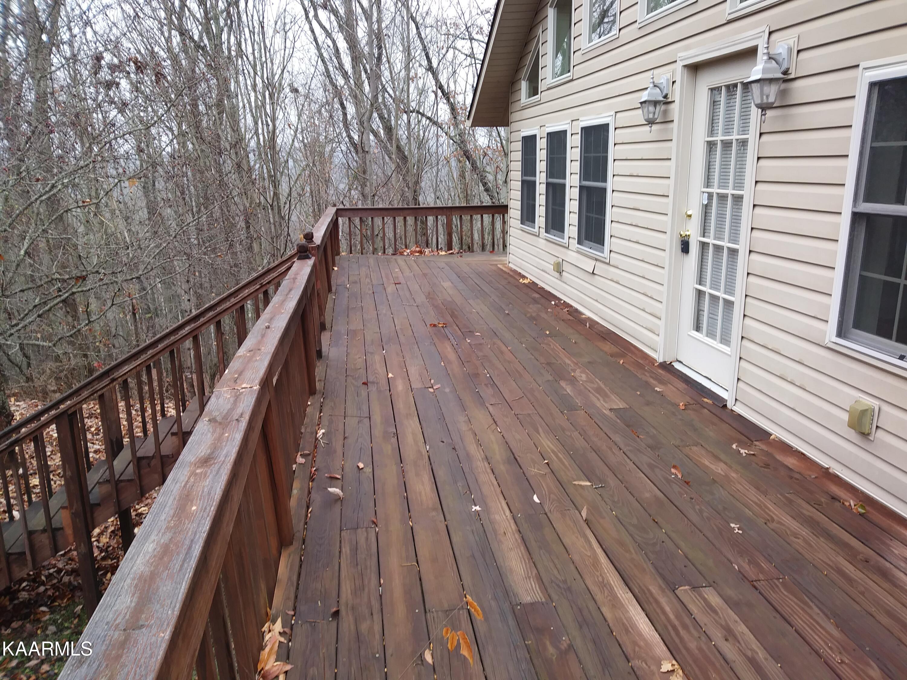 338 Lakewood Village Road Spring City, TN 37381 - Photo 5 of 16 20211217_160433