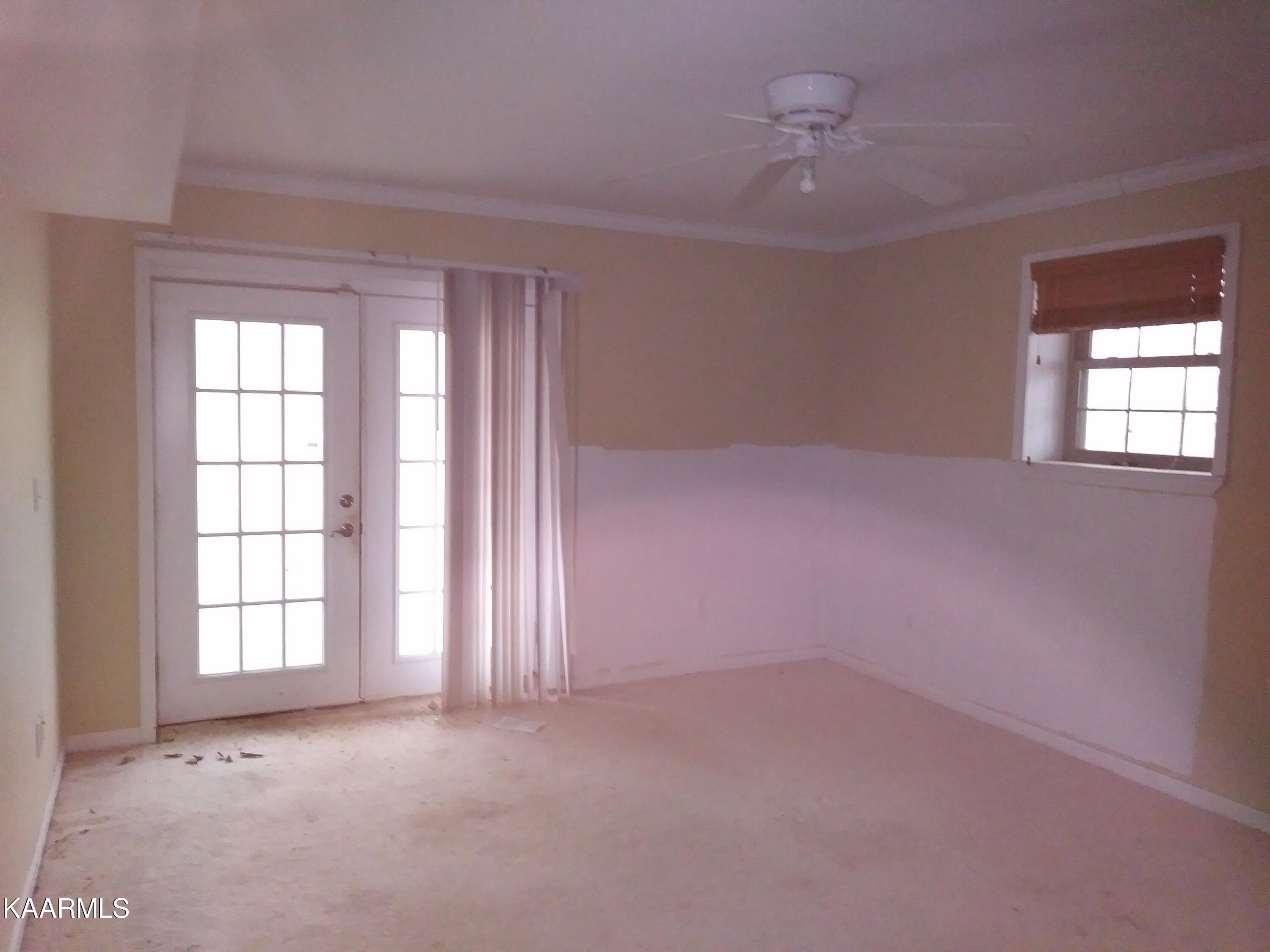 338 Lakewood Village Road Spring City, TN 37381 - Photo 9 of 16 20211217_161308