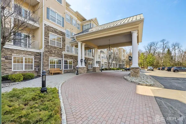 $349,000 | 540 Cranbury Road, Unit 107, East Brunswick, NJ 08816