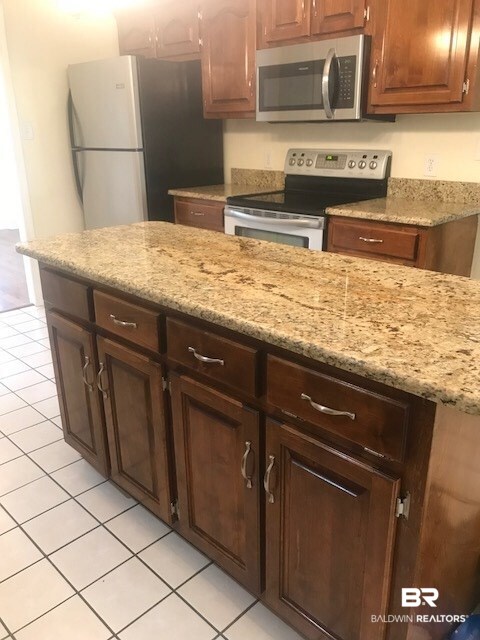 31205 Wakefield Drive Spanish Fort, AL 36527 - Photo 14 of 50