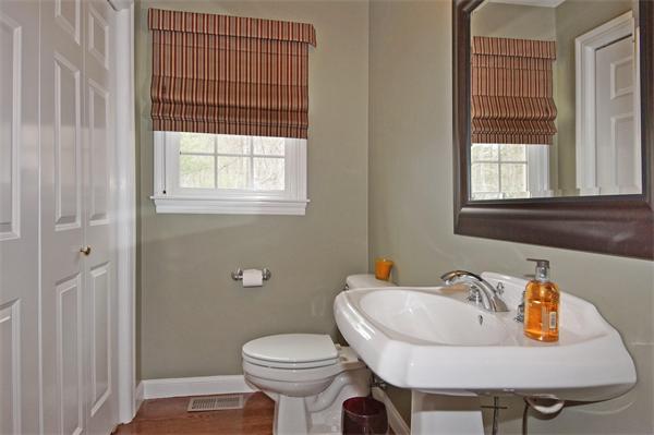 36 Little Pond Road Northborough, MA 01532 - Photo 11 of 30 Gallery Image 11