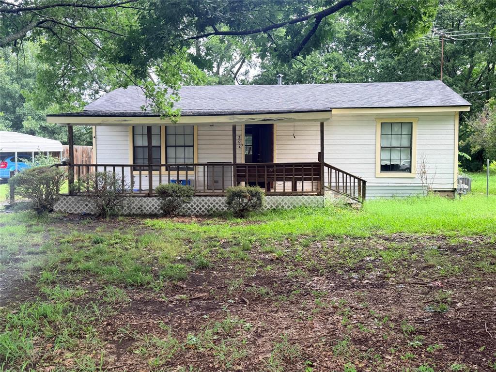 302 West Lamm Street Blue Ridge, TX 75424 - Photo 1 of 1