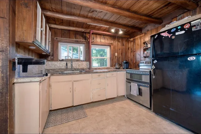 $2,500 | 9 Overbrook Road, Pembroke, MA 02359