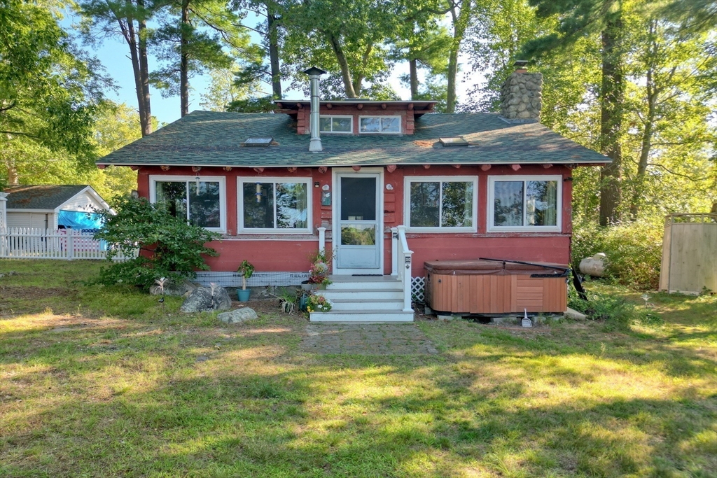 9 Overbrook Road Pembroke, MA 02359 - Photo 6 of 21 a house view with a garden space