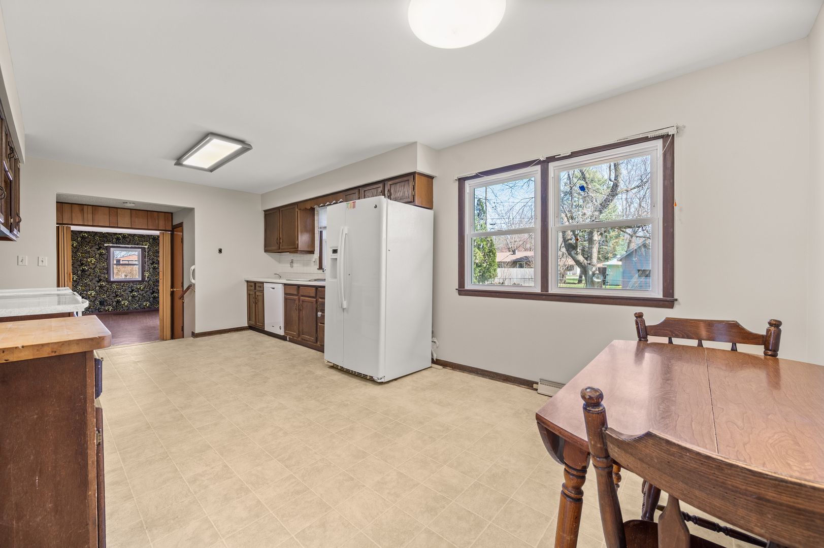 1974 Rivers Drive Sycamore, IL 60178 - Photo 3 of 28 Gallery Image 3