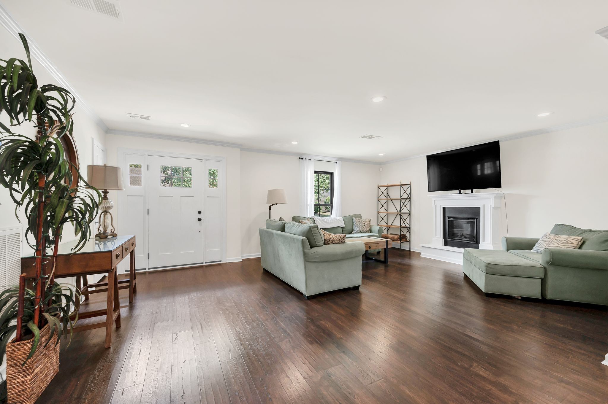 1060 General George Patton Road Nashville, TN 37221 - Photo 7 of 44