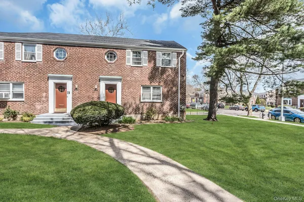 $193,000 | 131-52 234th Street, Unit 1 | Laurelton