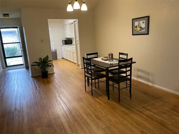 $1,400 | 13656 Teague Lane, Unit 41, Corpus Christi, TX 78410