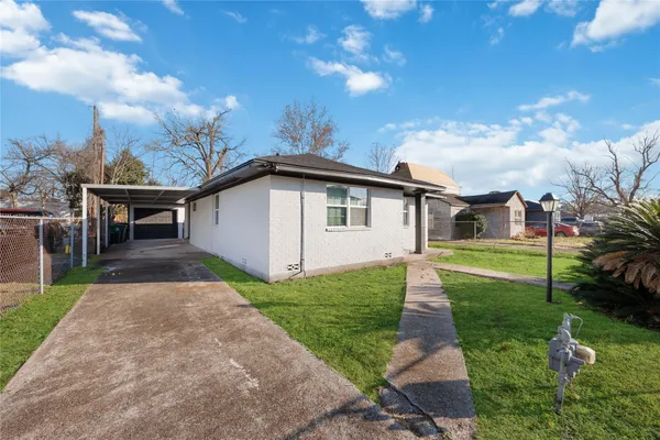 $1,750 | 8115 Betty Boop Street, Houston, TX 77028